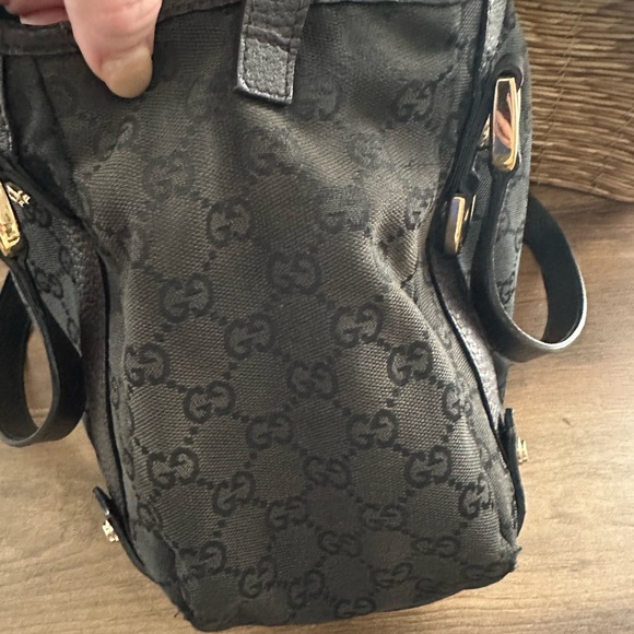 Gucci Black Monogram Shoulder Bag - Picture 8 of 10